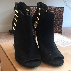 Steve Madden Lola Heel Size 5M